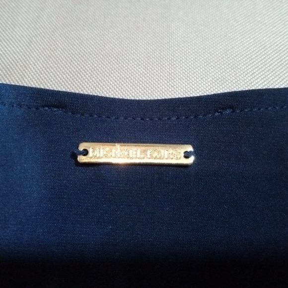 MICHAEL Michael Kors Blue Flowy Long Sleeved V Neck Top Blouse 🌿 Size Small - Picture 11 of 14